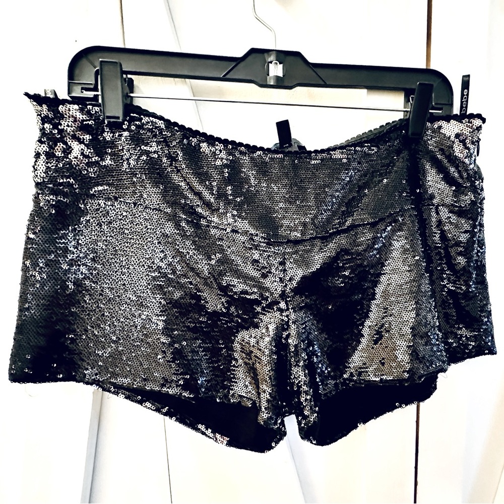 black sequin Bebe hot pant shorts